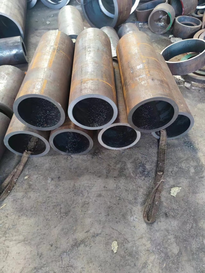 康县康县康县12Cr1MovG无缝钢管切割